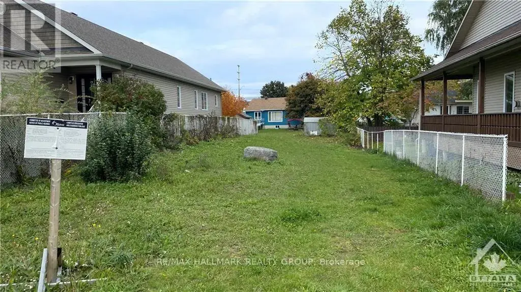 1673 Kindersley Avenue, Ottawa